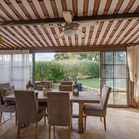 Villa 5 Ch, 12 Pers, Piscine Chauffee, Proche Plages & Centre Sainte Maxime *