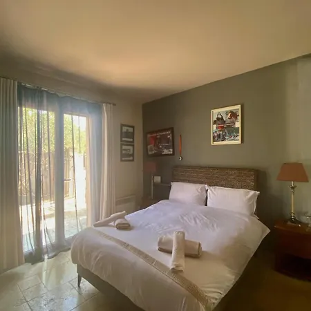 Villa 5 Ch, 12 Pers, Piscine Chauffée, Proche Plages&centre Maxime Sainte-Maxime