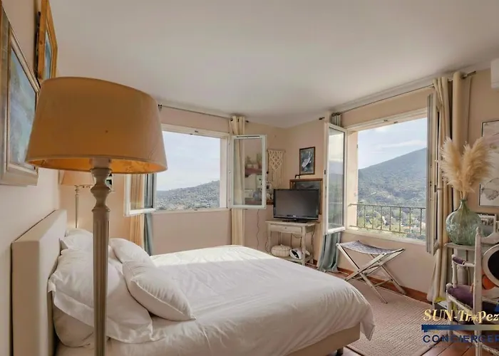 Soleil D'ete Pool & View Yourhosthelper * סן-מקסים